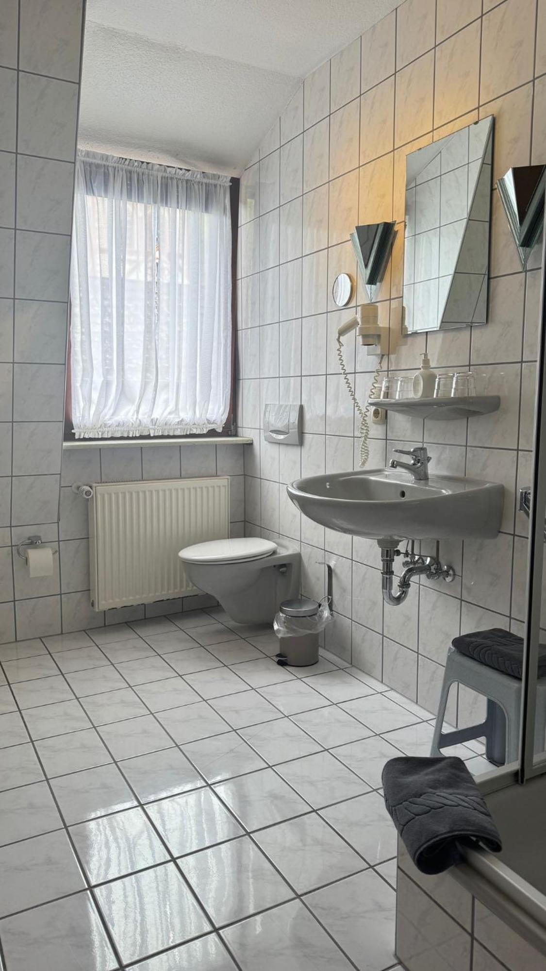 Bacharacher Hof Стая снимка